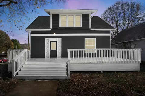 272 N North Main Street St, Roseville, OH 43777