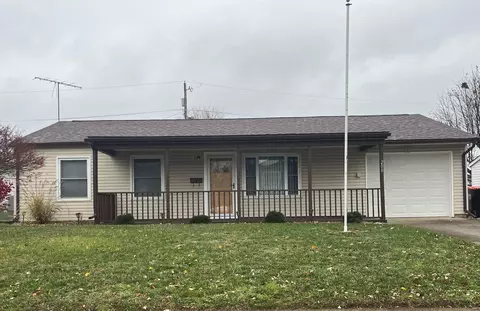 200 Indianhead Dr, Heath, OH 43056