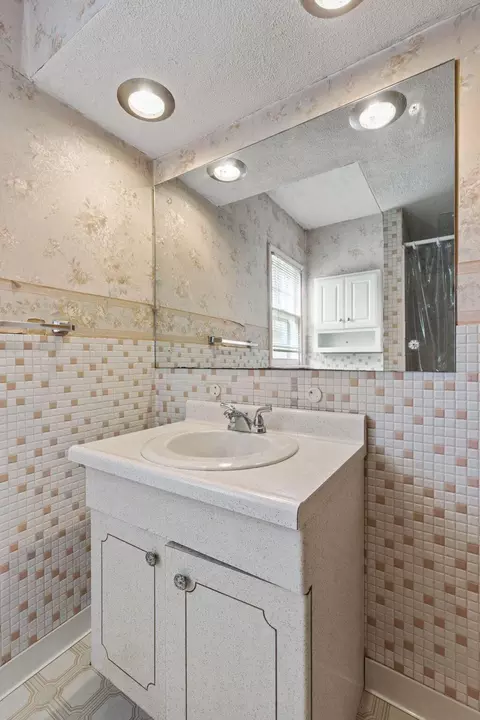 306 E Huntwork St, Baltimore, OH 43105 photo 18