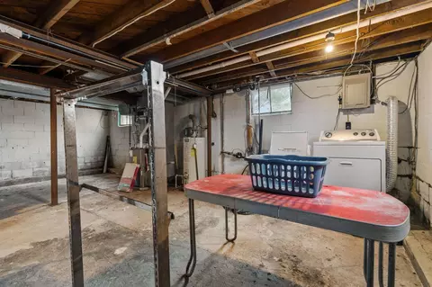 306 E Huntwork St, Baltimore, OH 43105 photo 31