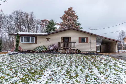 4454 Flowers Rd, Mansfield, OH 44903