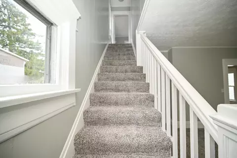 Entry Way - 209 Wallace St, Marion, OH 43302 photo 5 of 5