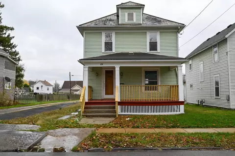 Exterior - 209 Wallace St, Marion, OH 43302 photo 11 of 13