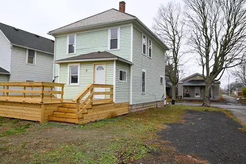 Exterior - 209 Wallace St, Marion, OH 43302 photo 10 of 13