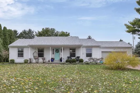 8055 Fosnaugh School Rd SW, Stoutsville, OH 43154