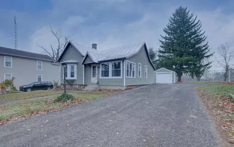 485 N 5th St, Upper Sandusky, OH 43351