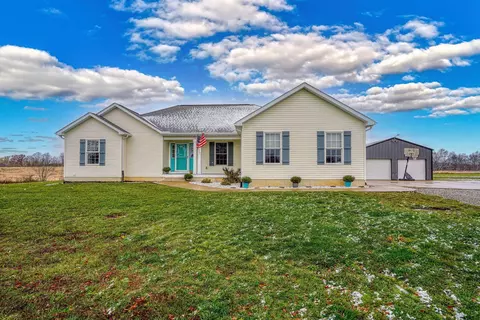 913 Trego Rd, Waverly, OH 45690