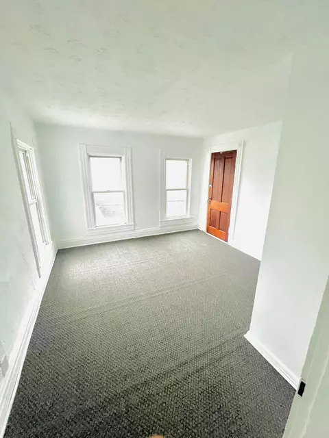 Bedroom - 331 S Maple St, Lancaster, OH 43130 photo 2 of 2