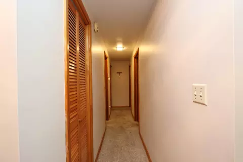 Entry Way - 1251 E Walker Ave, Mansfield, OH 44905 photo 1 of 1