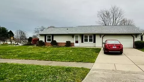 150 Williamsburg Ln NW, Lancaster, OH 43130