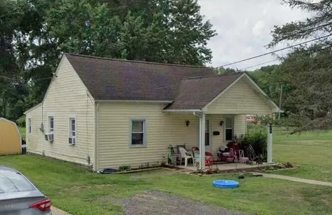 576 Willow St, Lancaster, OH 43130