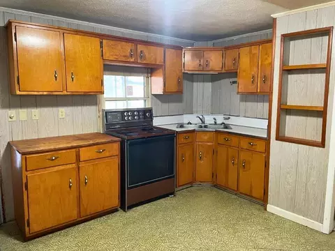 232 E Central Ave, Delaware, OH 43015 photo 5