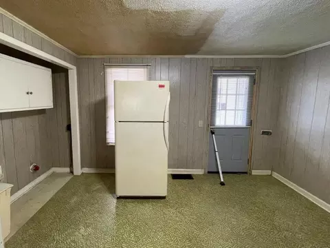 232 E Central Ave, Delaware, OH 43015 photo 6