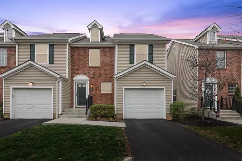 8311 Bruntsfield Rd, Columbus, OH 43235