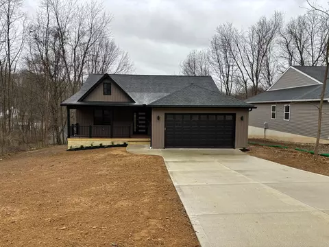 706 Grand Valley Dr, Howard, OH 43028