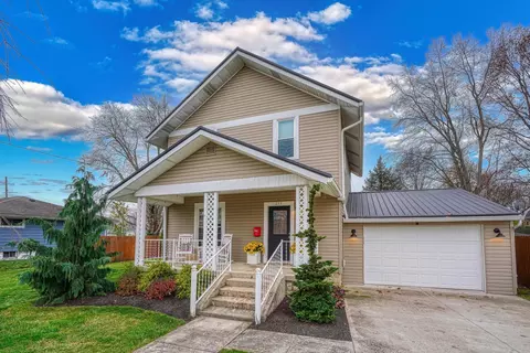 293 N Market St, Mount Sterling, OH 43143