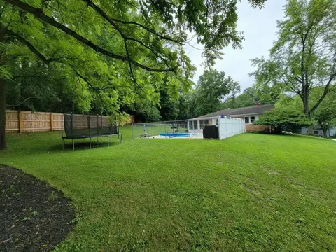 Exterior - 1739 Winding Trl, Springfield, OH 45503 photo 8 of 25