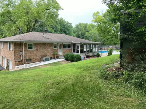 Exterior - 1739 Winding Trl, Springfield, OH 45503 photo 12 of 25