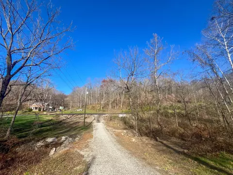 601 Fairgreens Rd, Jackson, OH 45640 photo 8