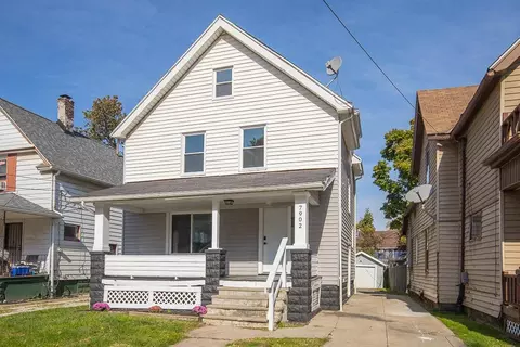 7902 Wentworth Ave, Cleveland, OH 44102