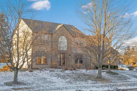 9384 Wayne Brown Dr, Powell, OH 43065