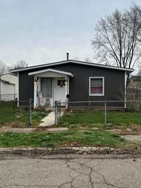 Exterior - 567 E Locust St, Lancaster, OH 43130 photo 1 of 3