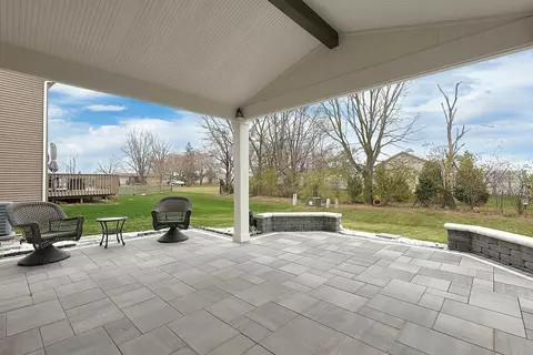 4465 Butler Farms Dr, Columbus, OH 43207
