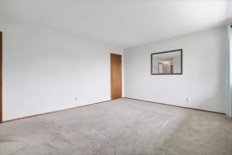 88 Fieldpoint Rd, Heath, OH 43056 photo 5