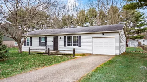 1852 Churchill Downs Rd, Newark, OH 43055