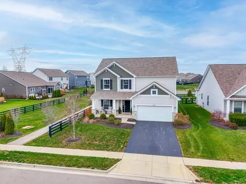 4107 Bluebird Dr, Powell, OH 43065