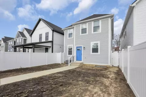 Exterior - 655 E Kossuth St, Columbus, OH 43206 photo 7 of 9