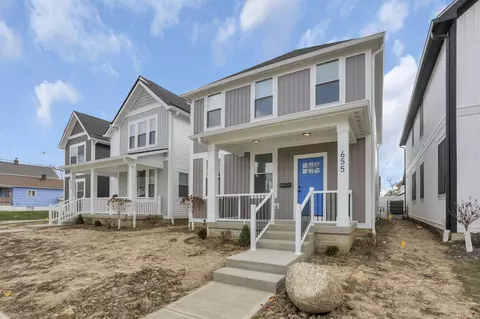 Exterior - 655 E Kossuth St, Columbus, OH 43206 photo 3 of 9