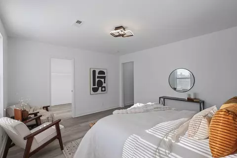 Bedroom - 655 E Kossuth St, Columbus, OH 43206 photo 3 of 6