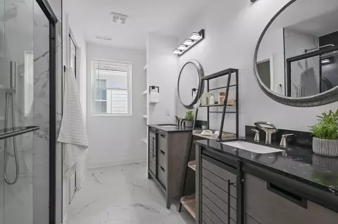 Bath - 655 E Kossuth St, Columbus, OH 43206 photo 6 of 11