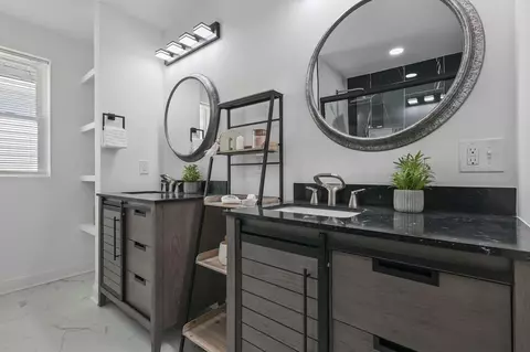 Bath - 655 E Kossuth St, Columbus, OH 43206 photo 7 of 11