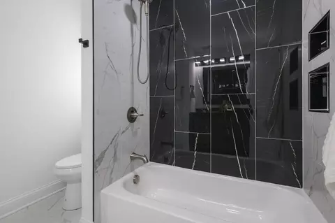 Bath - 655 E Kossuth St, Columbus, OH 43206 photo 5 of 11