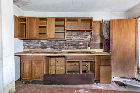 726 W North St, Springfield, OH 45504 photo 6