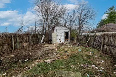 726 W North St, Springfield, OH 45504 photo 14