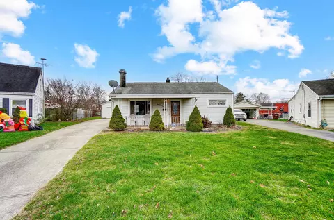 1869 Chatham Pl, Springfield, OH 45505