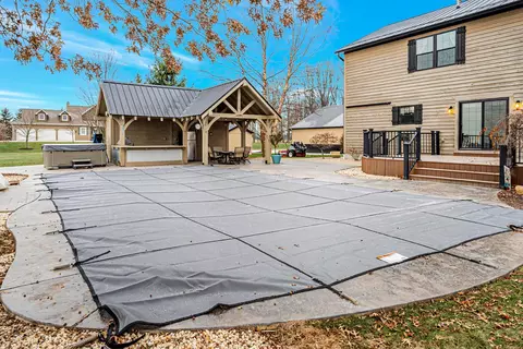 Exterior - 2749 Berringer Rd, Waldo, OH 43356 photo 7 of 16