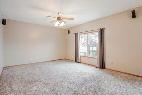 Living - 2749 Berringer Rd, Waldo, OH 43356 photo 4 of 9