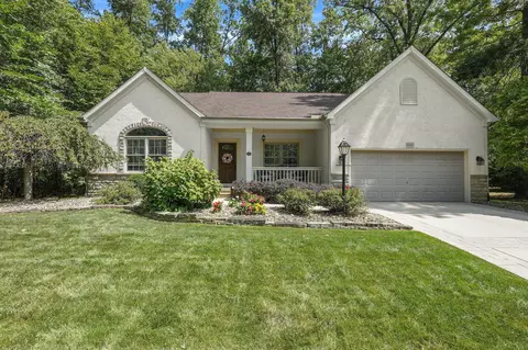 6047 Wingstem St, Westerville, OH 43082