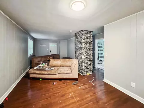 Living - 357 S Ogden Ave, Columbus, OH 43204 photo 1 of 1