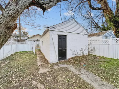 Exterior - 357 S Ogden Ave, Columbus, OH 43204 photo 6 of 6