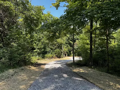 9562 Township Rd 57 Apt #(TRACT 3 AT SHERIDAN WOODS), Roseville, OH 43777
