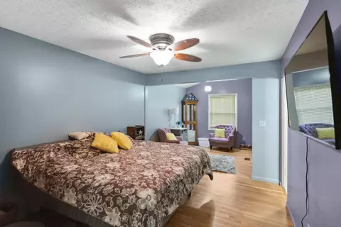 Bedroom - 92 Maureen Dr, Heath, OH 43056 photo 1 of 4