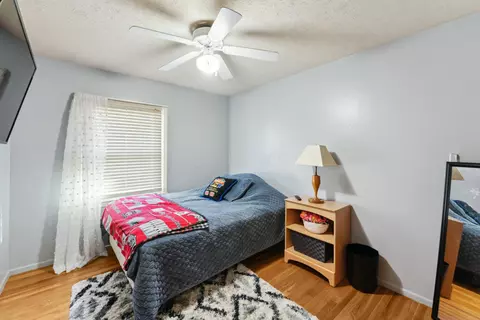 Bedroom - 92 Maureen Dr, Heath, OH 43056 photo 4 of 4