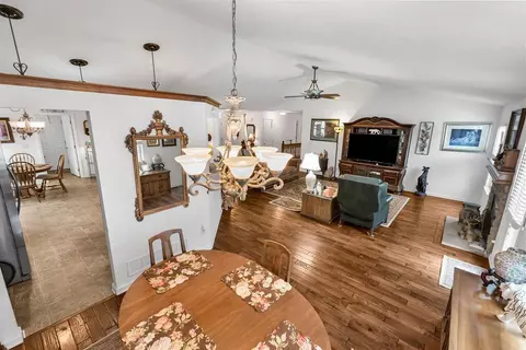 Dining - 6376 Sumner Loop, Dublin, OH 43016 photo 1 of 4