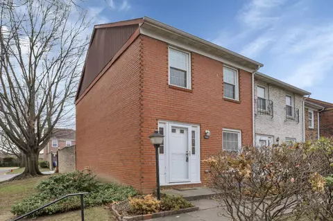 1101 Hardesty Pl E #O-9, Columbus, OH 43204