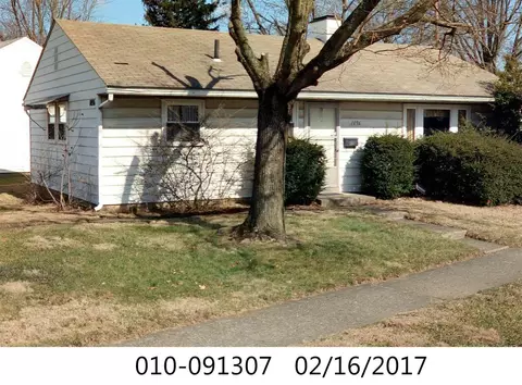 1096 S Ashburton Rd, Columbus, OH 43227